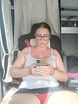 cuplubijoanna online show from 10, 9, 2025