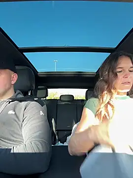 Snapshot of JuicyFruits93 chatting on 2, 2, 2026 JuicyFruits93 online show from 2, 2, 2026