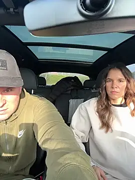 Snapshot of JuicyFruits93 chatting on 5, 2, 2026 JuicyFruits93 online show from 5, 2, 2026