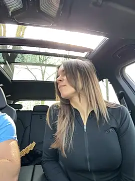 Snapshot of JuicyFruits93 chatting on 9, 3, 2026 JuicyFruits93 online show from 9, 3, 2026