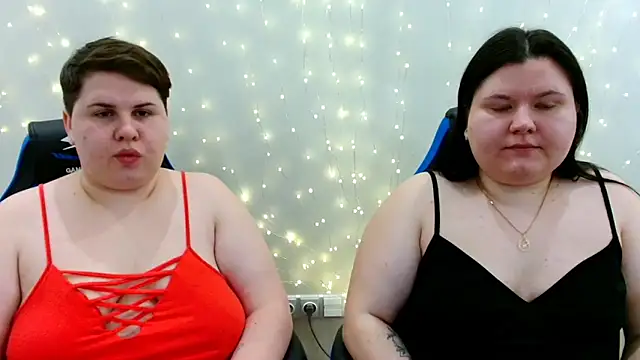 BeckyAndHellen online show from 19, 2, 2026