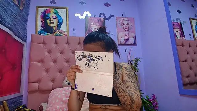 Yaumiko online show from 15, 12, 2025