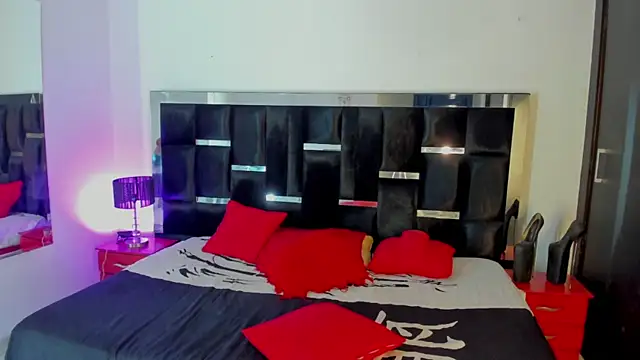 Snapshot of Loremhotsex chatting on 24, 9, 2025 Loremhotsex online show from 24, 9, 2025