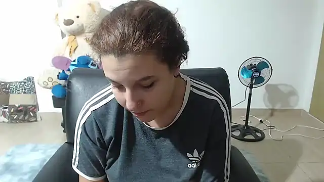 alexia 87 online show from 7, 3, 2025