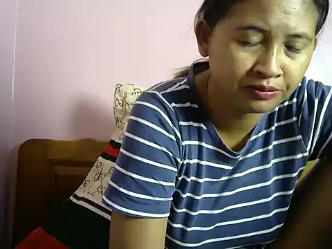karen sexy69 online show from 14, 7, 2026