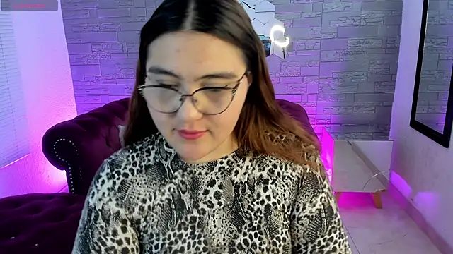 conniejames m online show from 1, 11, 2025