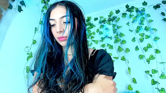 SaturnooStonee online show from 5, 12, 2024