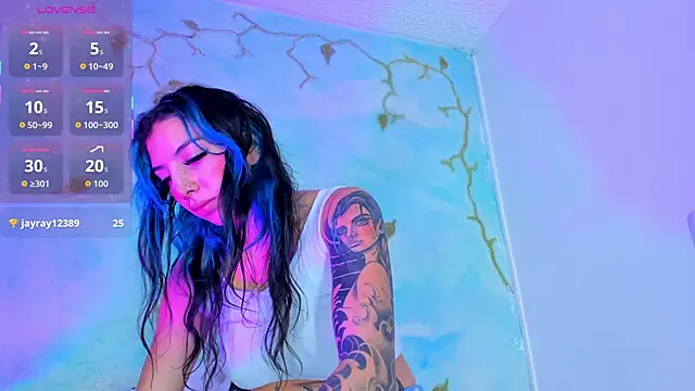 SaturnooStonee online show from 10, 10, 2025