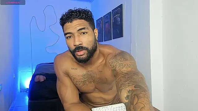 Snapshot of Xander_Str0ng chatting on 17, 10, 2025 Xander Str0ng online show from 17, 10, 2025