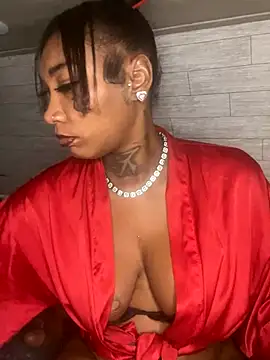 CUMQUEEN-XXX69 online show from 22, 9, 2025