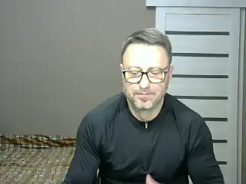 Snapshot of HarrySnake chatting on 12, 1, 2025 HarrySnake online show from 12, 1, 2025