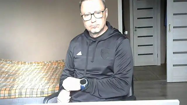 Snapshot of HarrySnake chatting on 19, 3, 2025 HarrySnake online show from 19, 3, 2025