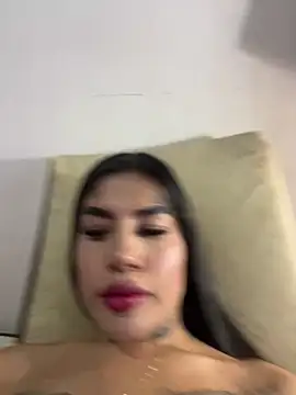 saragill323 online show from 22, 2, 2025