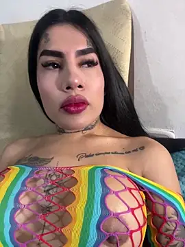 saragill323 online show from 28, 2, 2025