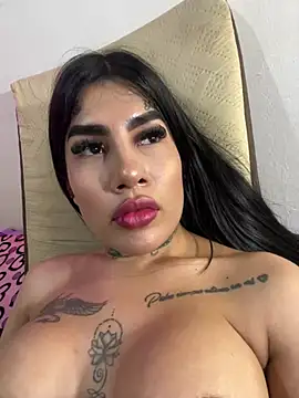 saragill323 online show from 10, 3, 2025