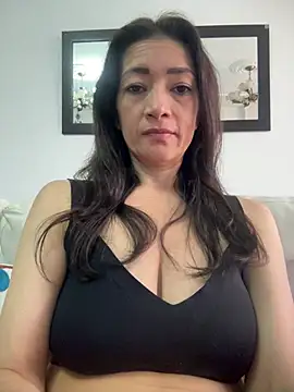 Yulia sx online show from 2, 7, 2026