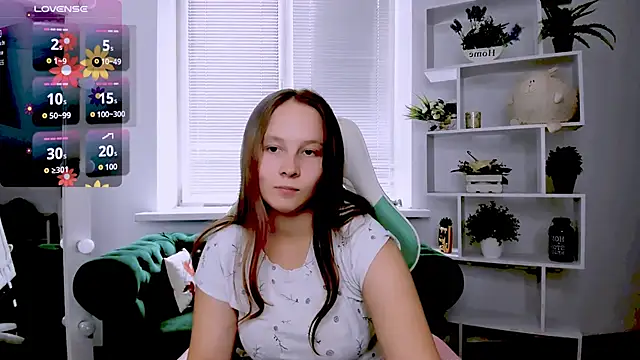 Snapshot of Ketrin_n_ chatting on 13, 10, 2025 Ketrin n online show from 13, 10, 2025