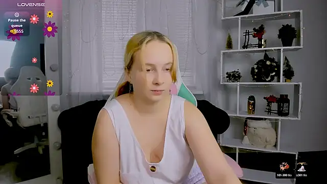 Snapshot of Ketrin_n_ chatting on 6, 1, 2026 Ketrin n online show from 6, 1, 2026