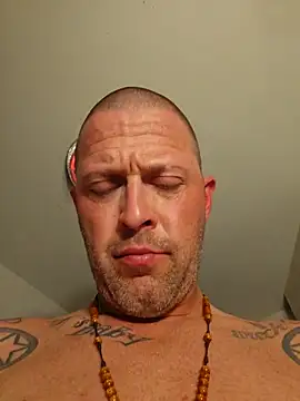 LongandEasy77 online show from 22, 12, 2025