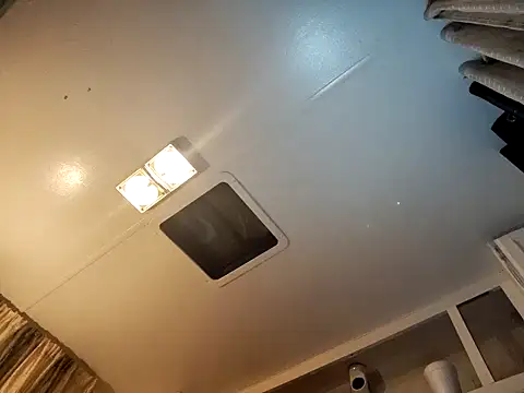 allissonw13 online show from 24, 12, 2024