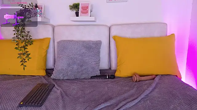 Malka Burning online show from 4, 3, 2026