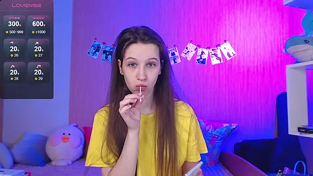 ur kitty   online show from 12, 10, 2025