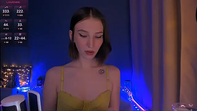 Snapshot of ellaamber chatting on 18, 1, 2025 ellaamber online show from 18, 1, 2025