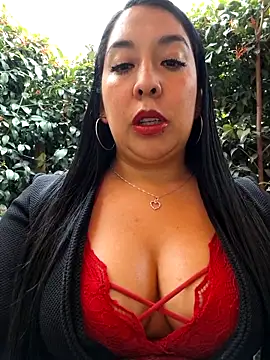 Snapshot of Bella_keny chatting on 15, 1, 2026 Bella keny online show from 15, 1, 2026