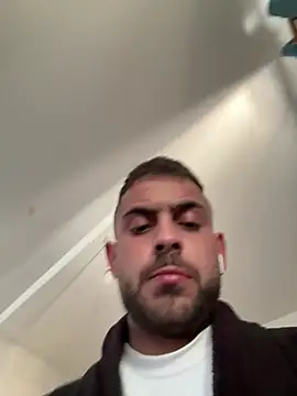 Snapshot of Antreas22 chatting on 13, 4, 2026 Antreas22 online show from 13, 4, 2026