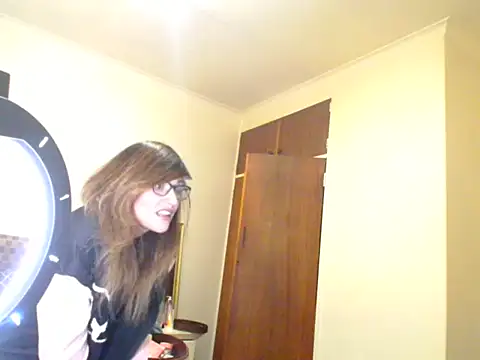 Snapshot of karmicQueen669 chatting on 27, 6, 2026 karmicQueen669 online show from 27, 6, 2026