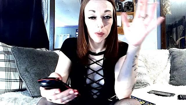 Genevieve143 online show from 10, 5, 2026