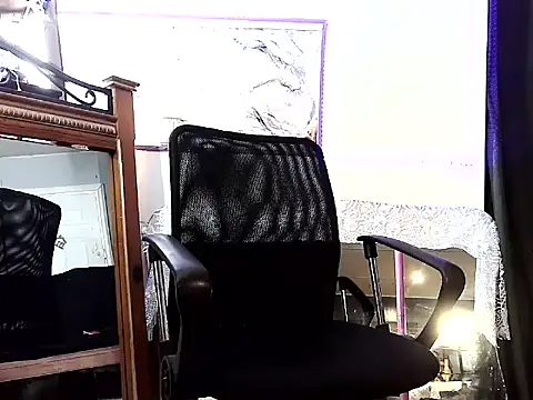 Genevieve143 online show from 5, 7, 2026