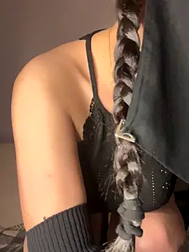 Snapshot of Jumanaa chatting on 16, 12, 2025 Jumanaa online show from 16, 12, 2025