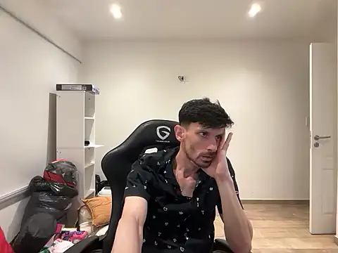 nicolaaaaas online show from 25, 11, 2025