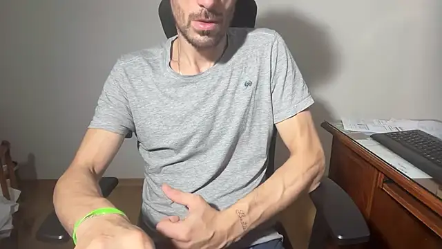 nicolaaaaas online show from 15, 3, 2026