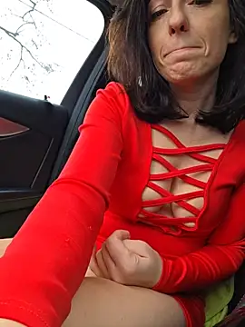 lovewildguy1 online show from 2, 12, 2025