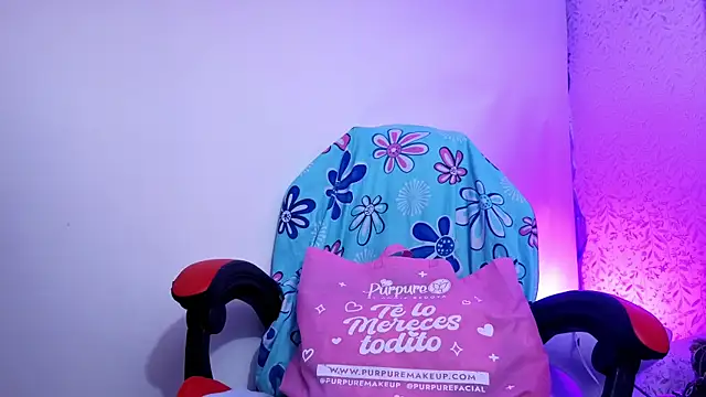 luly pink online show from 10, 7, 2026