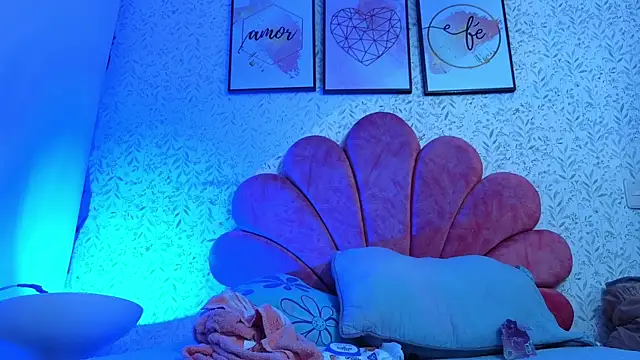luly pink online show from 30, 7, 2026