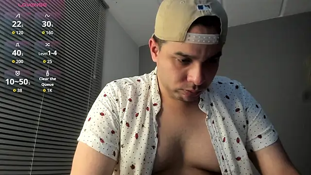 Latin boy surprisee online show from 14, 2, 2026