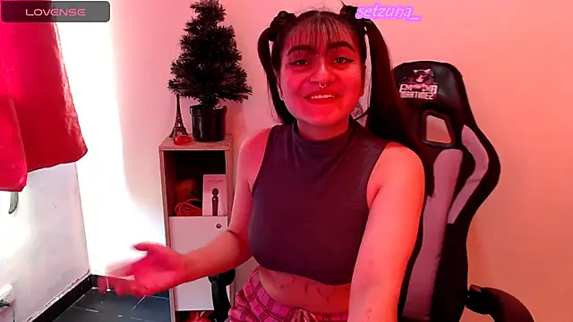 Snapshot of setzuna_ chatting on 8, 12, 2024 setzuna  online show from 8, 12, 2024