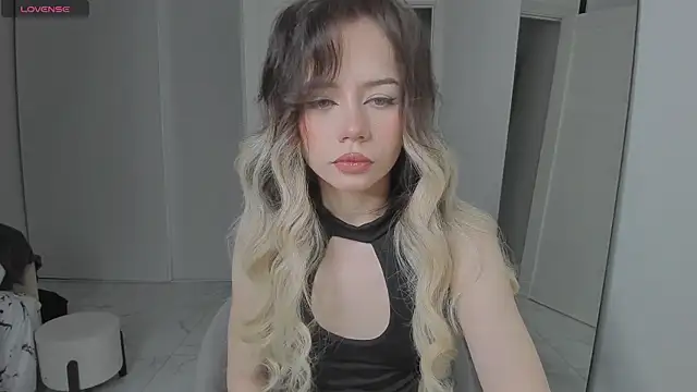 KellyBarton online show from 17, 12, 2024