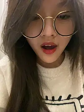 Krixxi22 online show from 10, 1, 2025