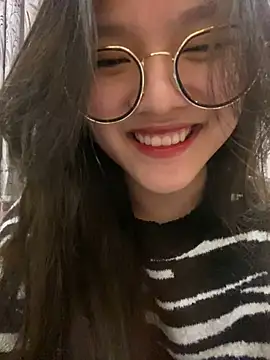 Krixxi22 online show from 20, 2, 2025