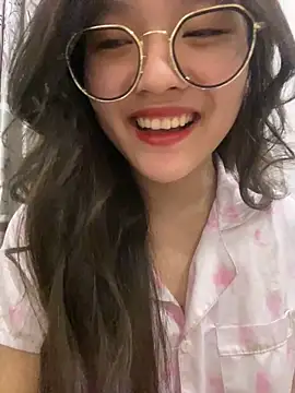 Krixxi22 online show from 17, 3, 2025