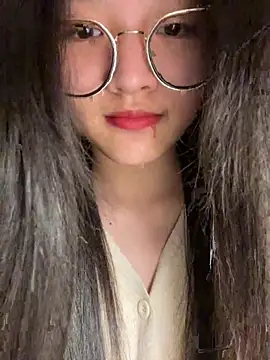 Krixxi22 online show from 10, 2, 2026