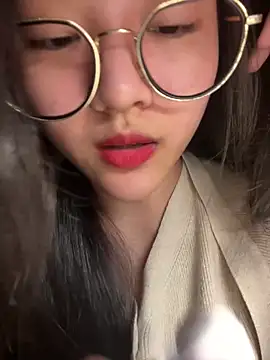 Krixxi22 online show from 8, 3, 2026