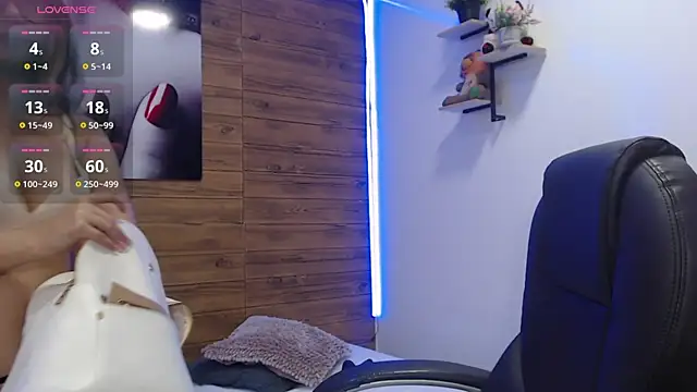 Ashlyeegray online show from 27, 2, 2025