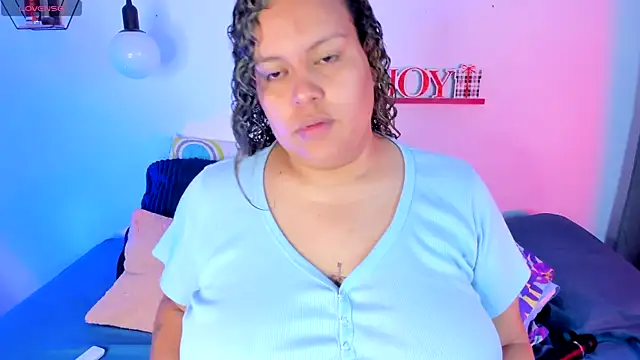 Snapshot of monicabbw_ chatting on 4, 2, 2025 monicabbw online show from 4, 2, 2025