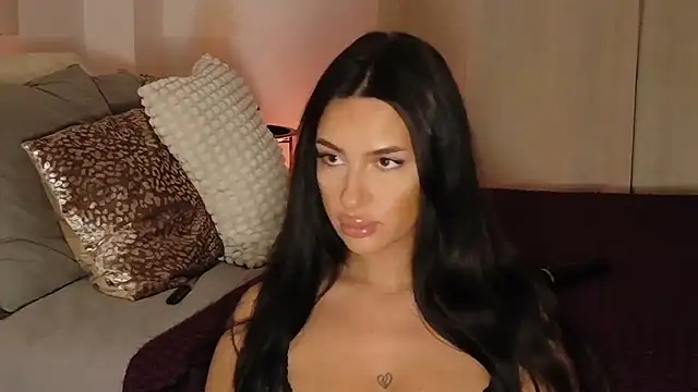 LuanaDess online show from 23, 2, 2026