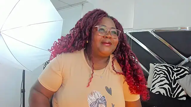 BritannyJhonsons online show from 1, 10, 2025